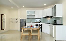 8B Aparthotel